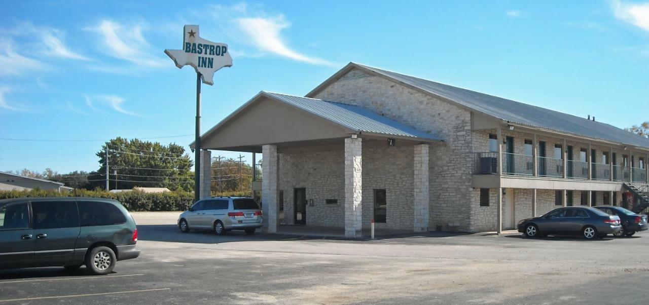 Bastrop Inn 외부 사진
